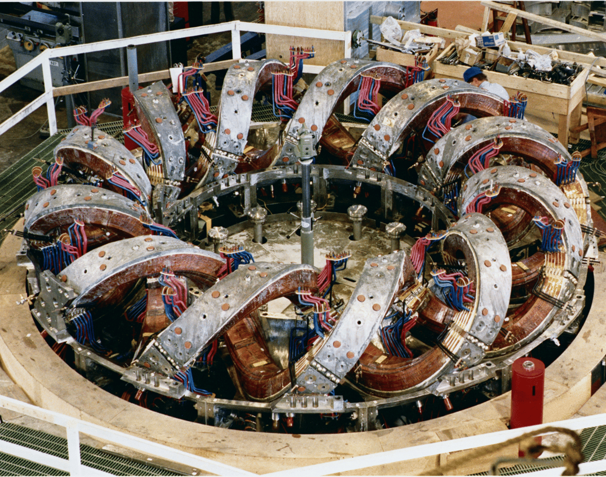Prototype de stellarator type Torsatron