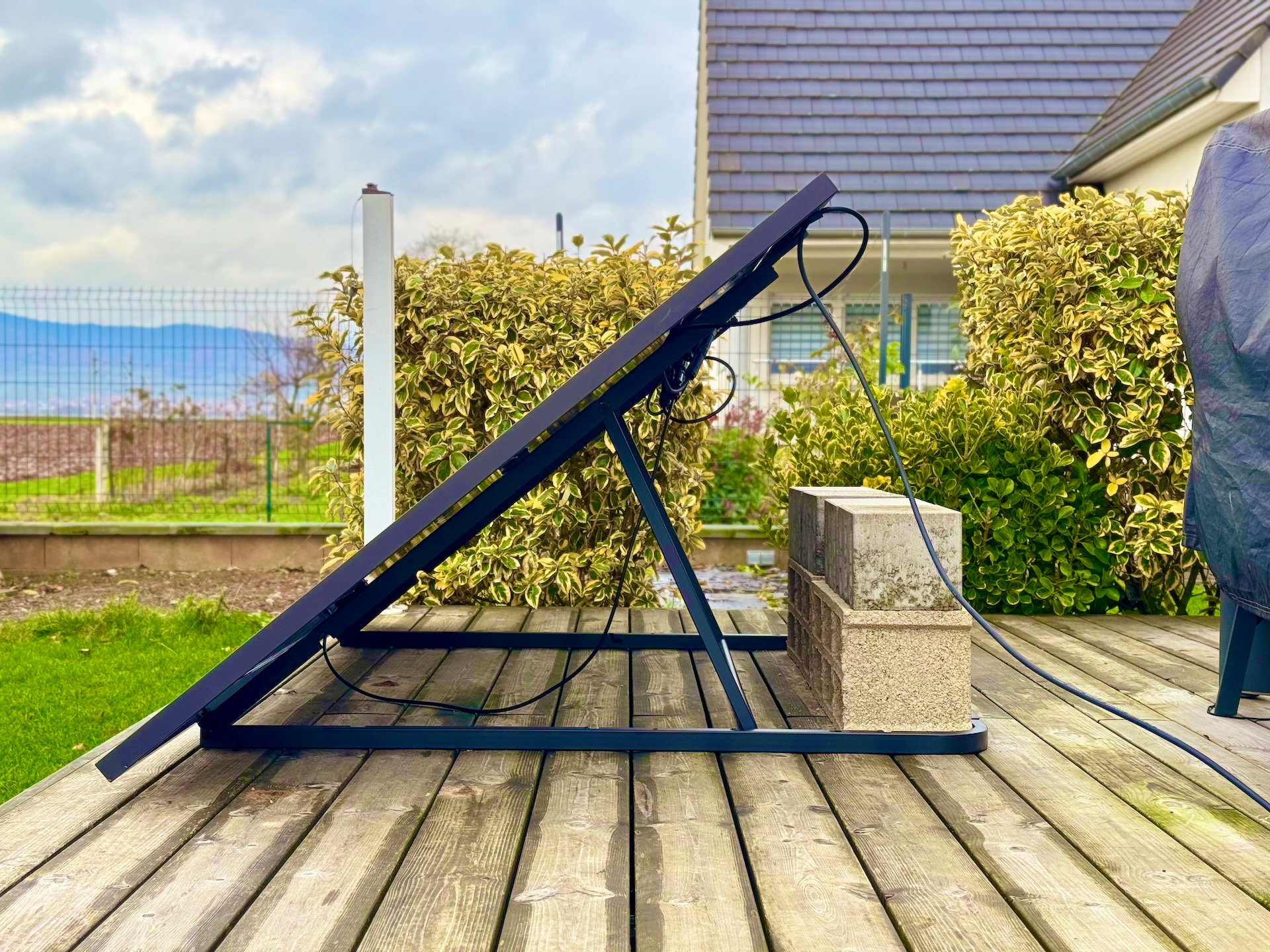 Beem On : voici comment on a installé cette station solaire en 15 ...