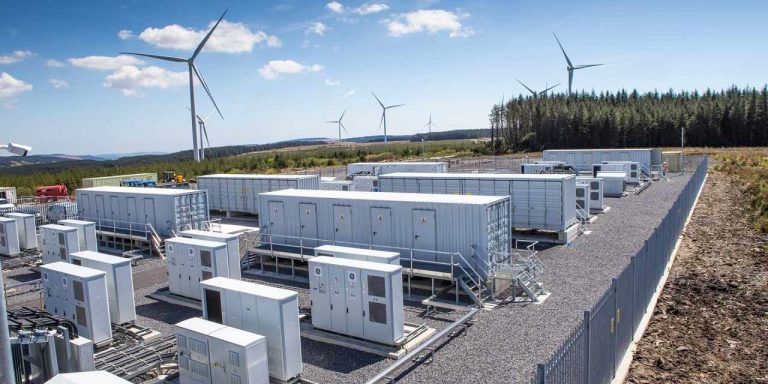 Royaume-Uni : 500 batteries de BMW i3 pour stocker l’énergie éolienne