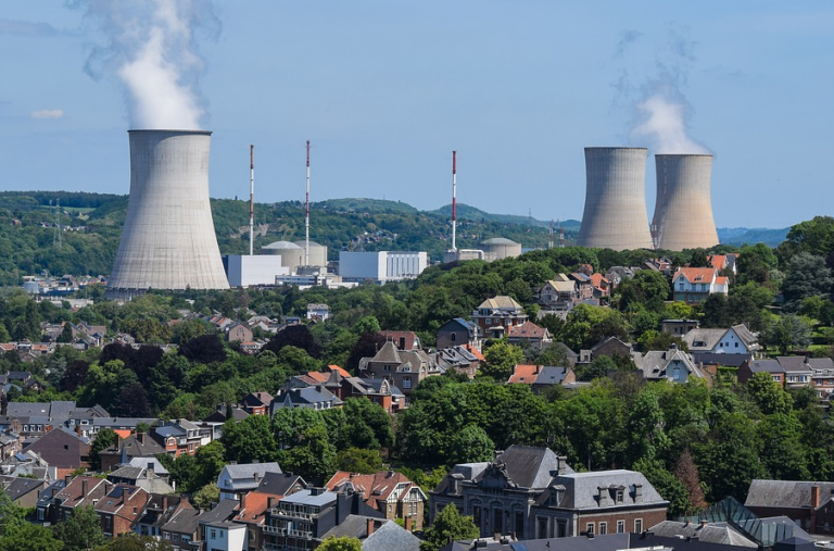 Trop cher et trop lent, le nucléaire ne sauvera pas le climat
