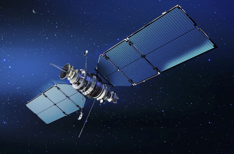D’ici 3 ans, un satellite de l’US Air Force pourra transmettre de l’énergie solaire vers des bases terrestres