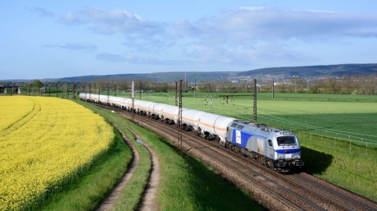 Un carburant issu du colza testé pour le fret ferroviaire : une première en France