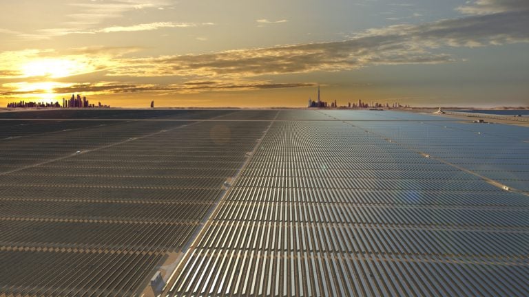 Pharaonique : cette centrale solaire dans le désert sera aussi grande qu’une ville comme Strasbourg