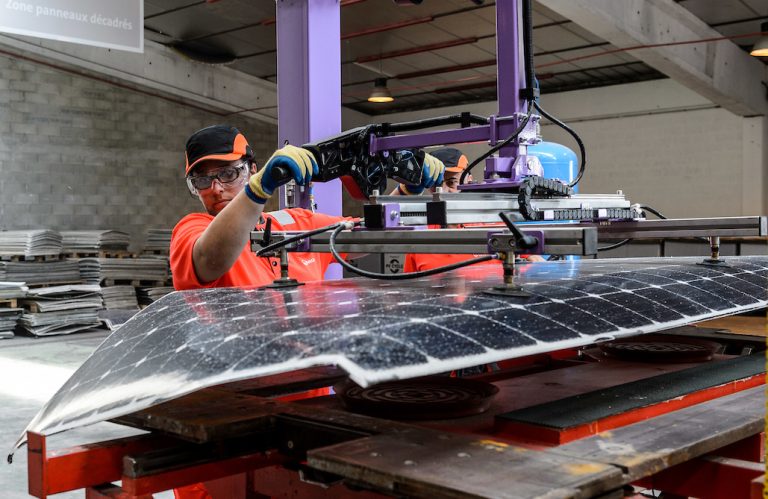 Cette usine va doubler les capacités de recyclage des panneaux solaires en France