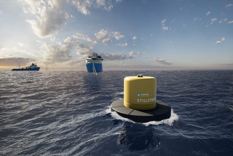 Cette borne de charge flottante fournira aux bateaux l’électricité produite par des parcs éoliens offshore