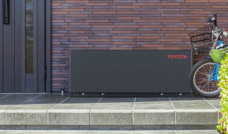 Toyota se lance dans la course aux batteries domestiques