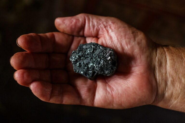 Le charbon sauvera-t-il la France d’une pénurie d’électricité cet hiver ?
