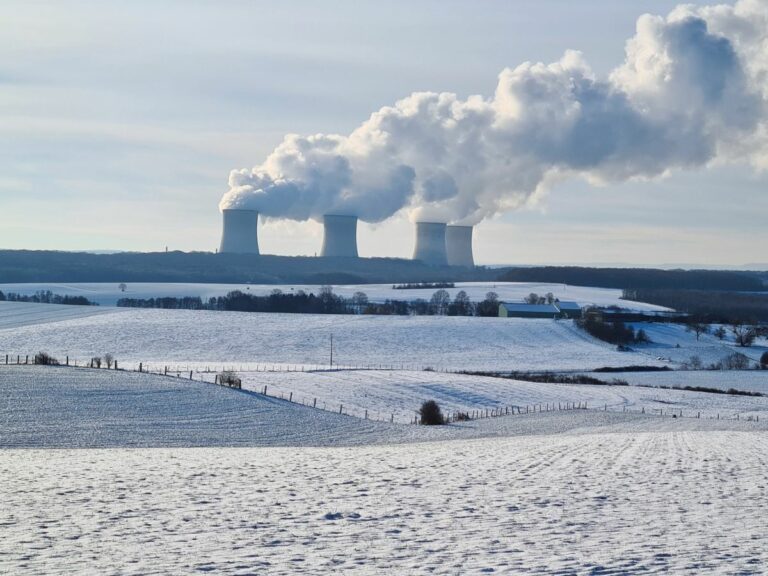 Grève dans les centrales nucléaires : la grande incertitude de l’hiver selon RTE