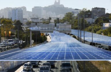 Cette ville veut recouvrir ses autoroutes de panneaux photovoltaïques