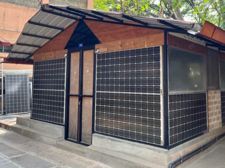 Des panneaux solaires usagés pour remplacer les parpaings de nos maisons ?