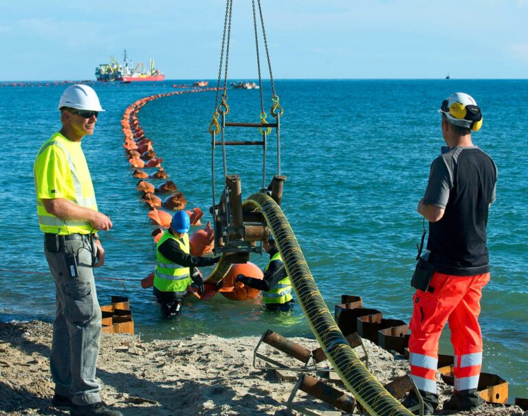 Voici le plus long câble électrique sous-marin du monde