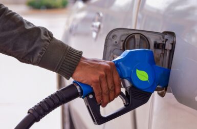 60 € le litre : les carburants de synthèse peuvent-ils vraiment remplacer l’essence et le diesel ?