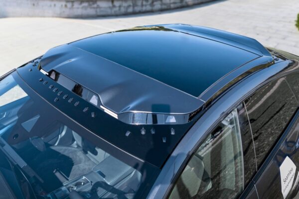 Voici un toit ouvrant solaire pour voiture électrique ou hybride