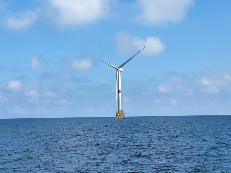 Déjà un recours contre le futur parc éolien flottant Bretagne Sud