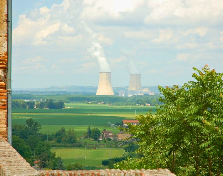 La centrale nucléaire de Golfech candidate pour accueillir deux nouveaux EPR ?