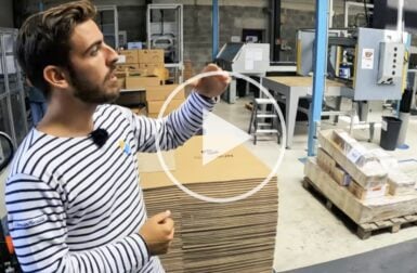 Dans une usine française qui assemble des panneaux solaires hybrides [vidéo]