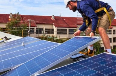 Installer une centrale solaire sur son toit pour 50 € par mois ? C’est possible