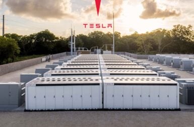 Tesla bat un record, ses batteries se vendent comme des petits pains