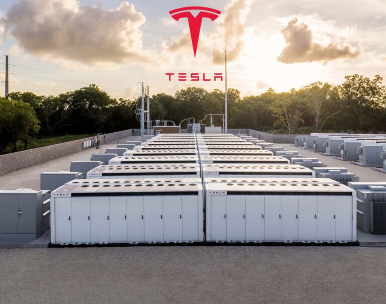 Tesla bat un record, ses batteries se vendent comme des petits pains