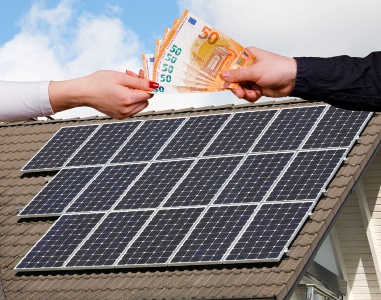 Panneaux solaires : voici les nouveaux tarifs de rachat et primes versées par EDF