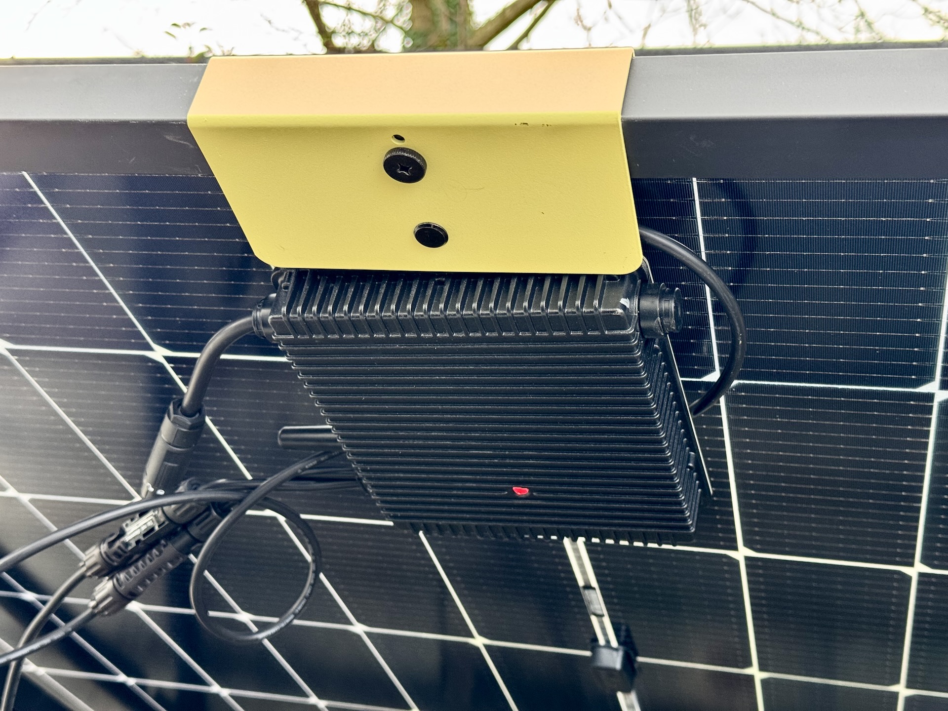 Beem On : voici comment on a installé cette station solaire en 15 ...