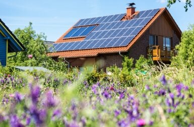 Les panneaux solaires deviennent obligatoires sur les toits de cette ville