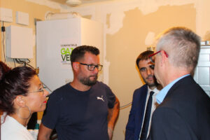 De G. à D. : Mélanie, Grégory, J-C Colas-Roy (Coénove) et David Colin (GRDF)