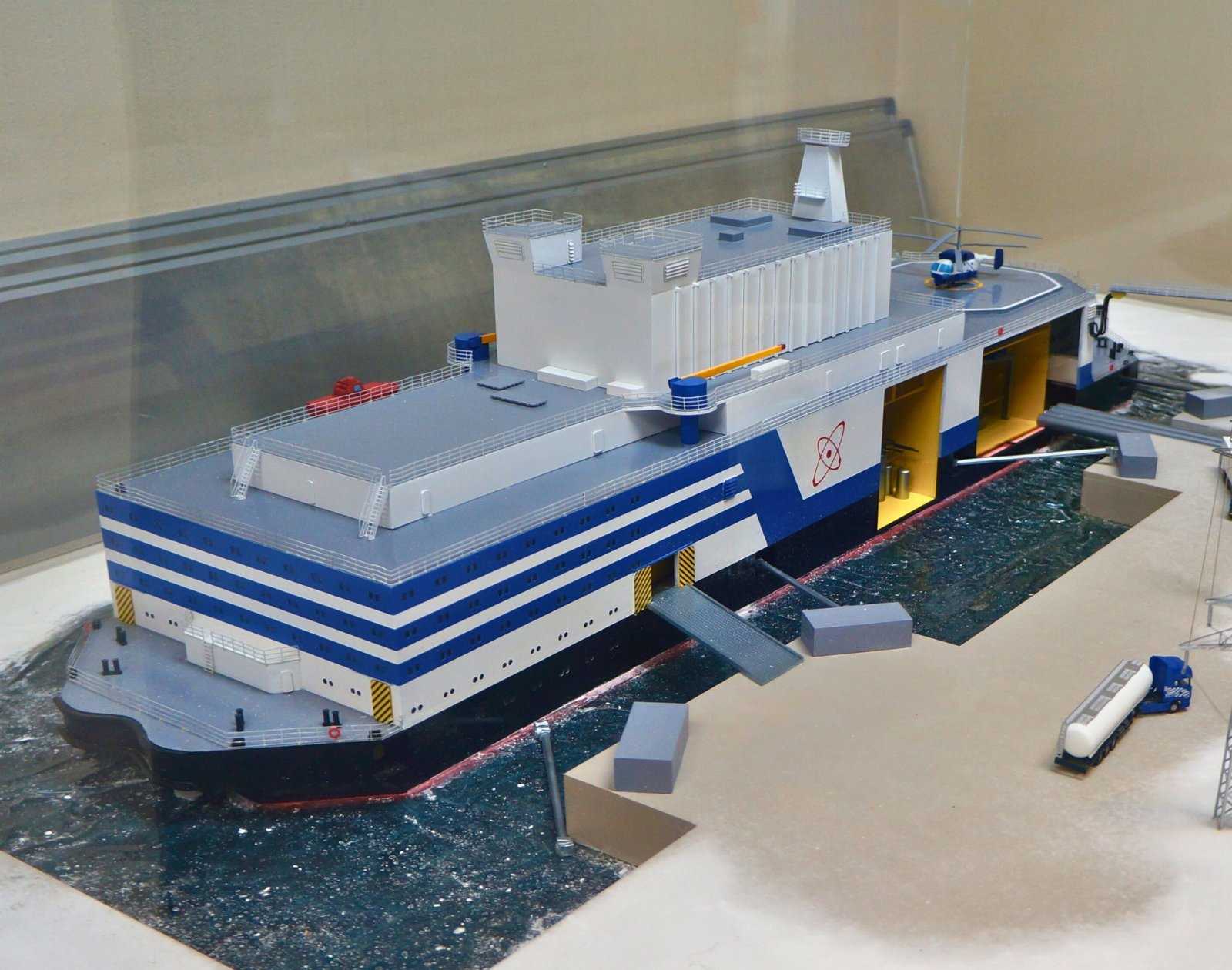 Centrales nucléaires flottantes : la Russie veut en installer en Afrique